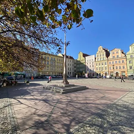 La Dolce Vita Rynek 24H Self Check -In * Wroclaw